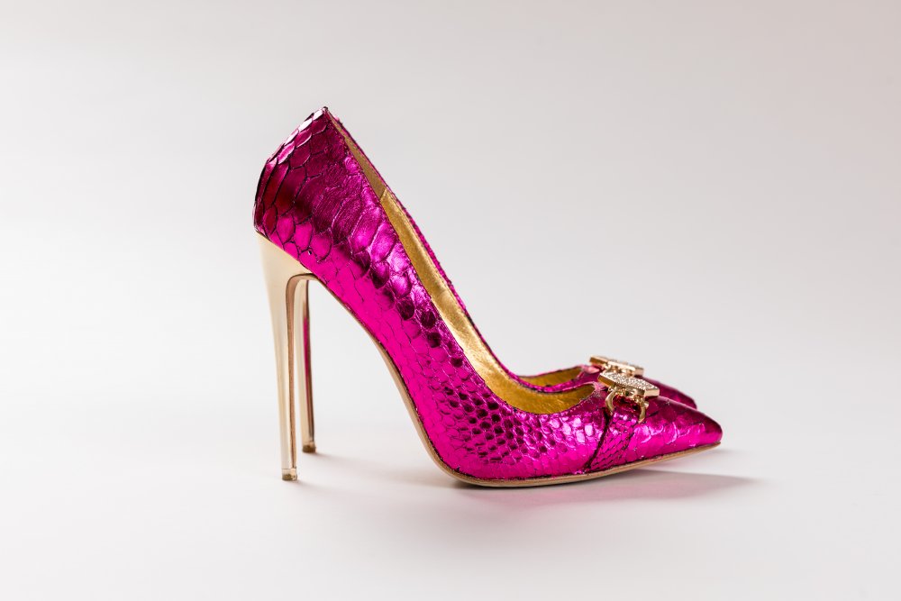 SHINNY PINK SNAKESKIN HEELS